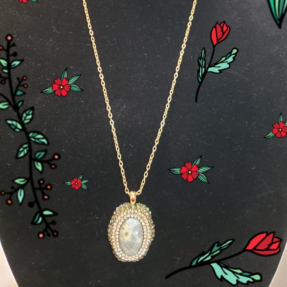 Gold Tone Necklace with Stone and Rhinestone